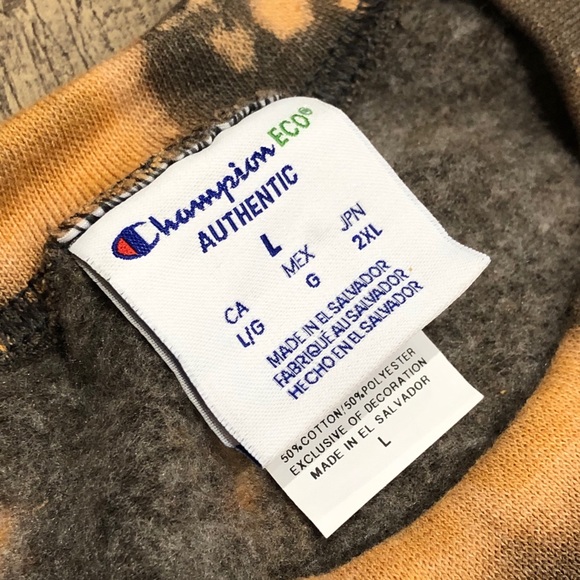 Custom Champion Crewneck 🔥 - Picture 5 of 7